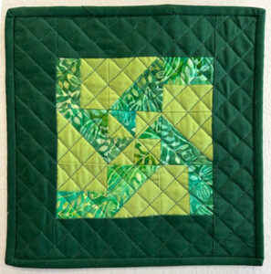 2026_MiniQuilts-1-10-4-297×300