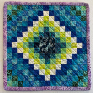 2026_MiniQuilts-1-9-2-300×298